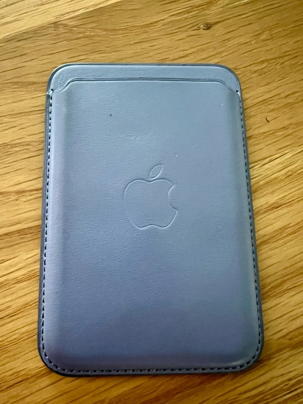 Purple Apple iPhone Magnetic Wallet with MagSafe